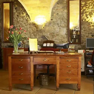 Ceret Hotel